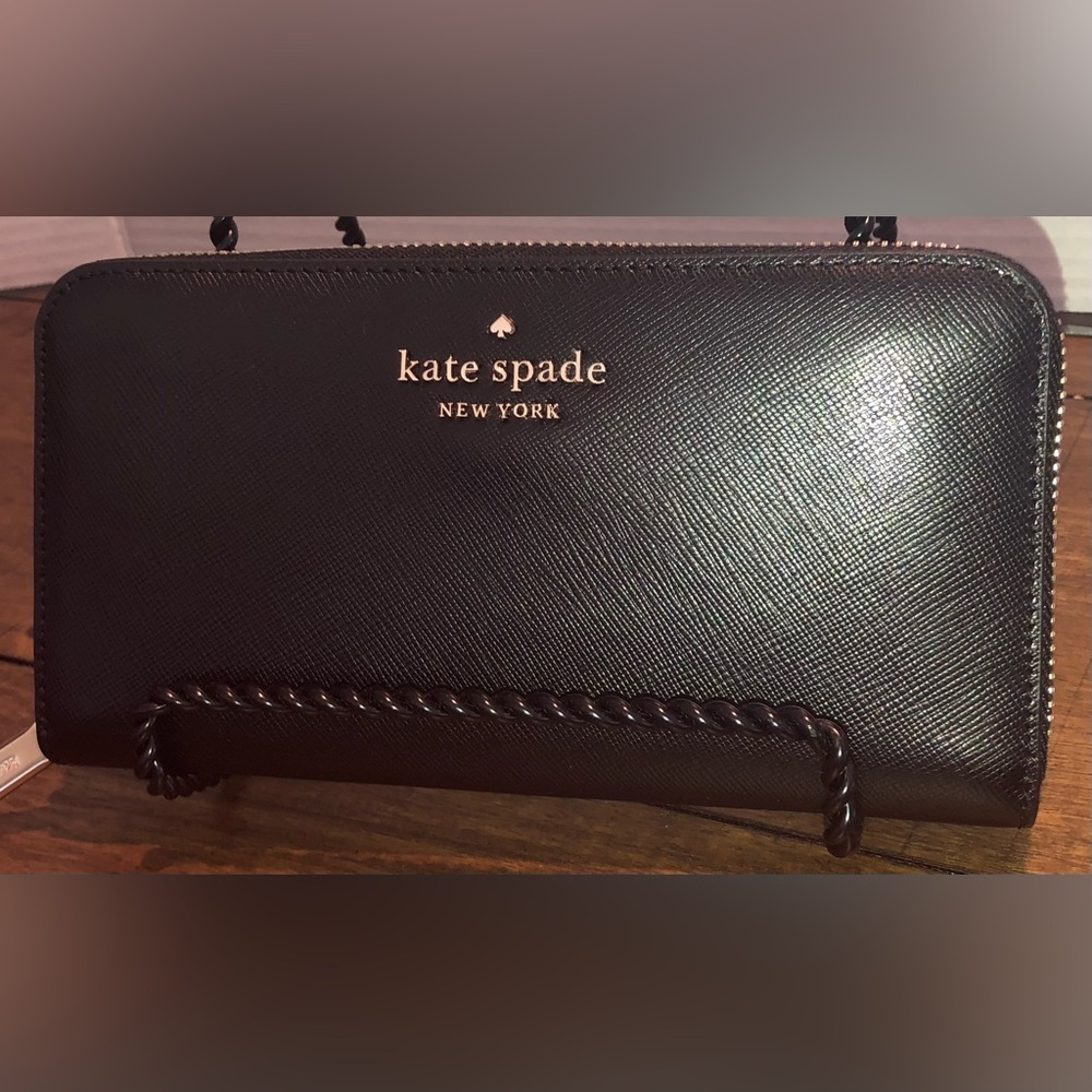 Kate Spade Large Continental Wallet | Black | Saffiano Leather | BNWT - Picture 3 of 7